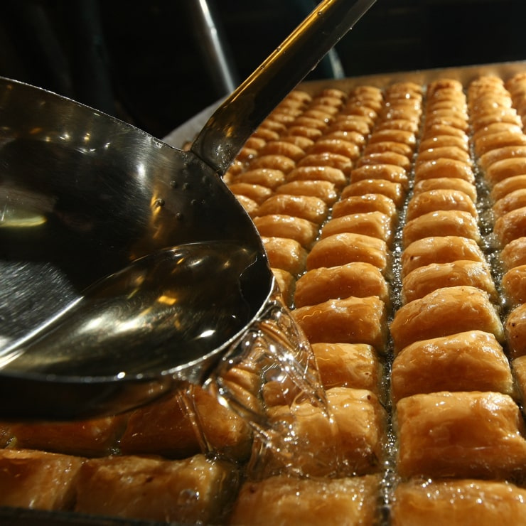 1 Baklava Baklawa Shutterstock 410592145 Min